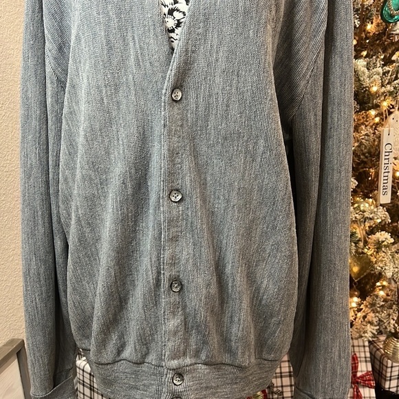 VINTAGE Izod cardigan - Picture 3 of 9